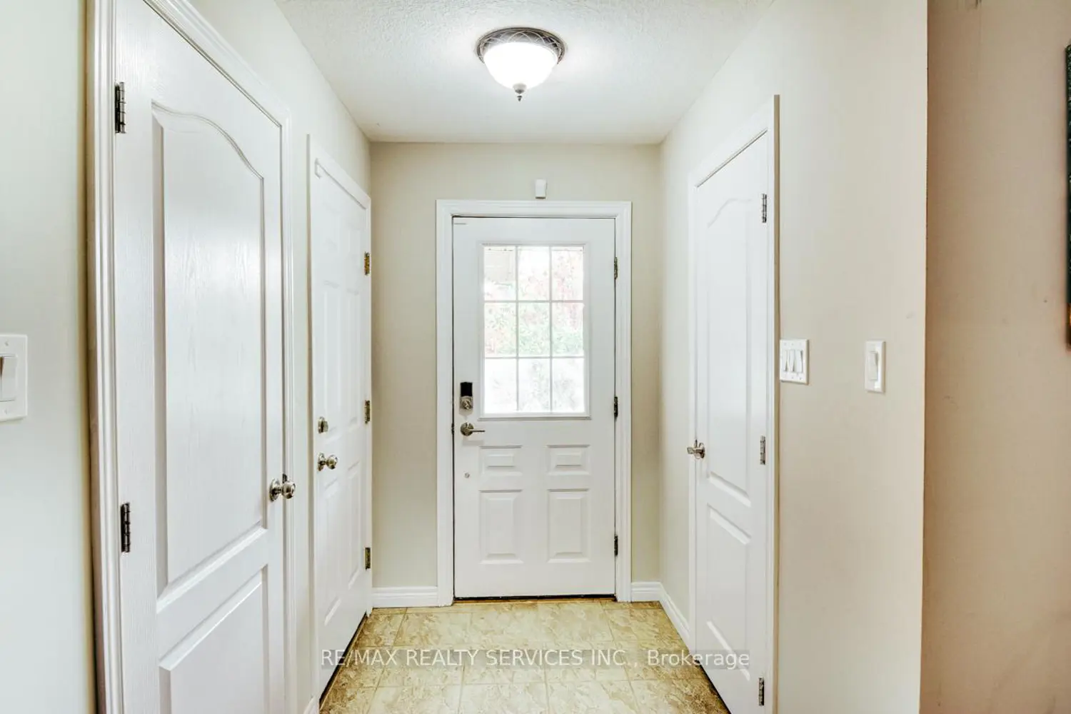 21 Faith Boulevard photo 5
