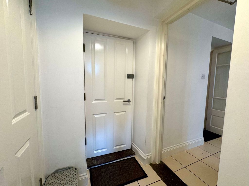 Additional image 9 of 1 bed flat for sale6 Victoria Street, St Helier JE2