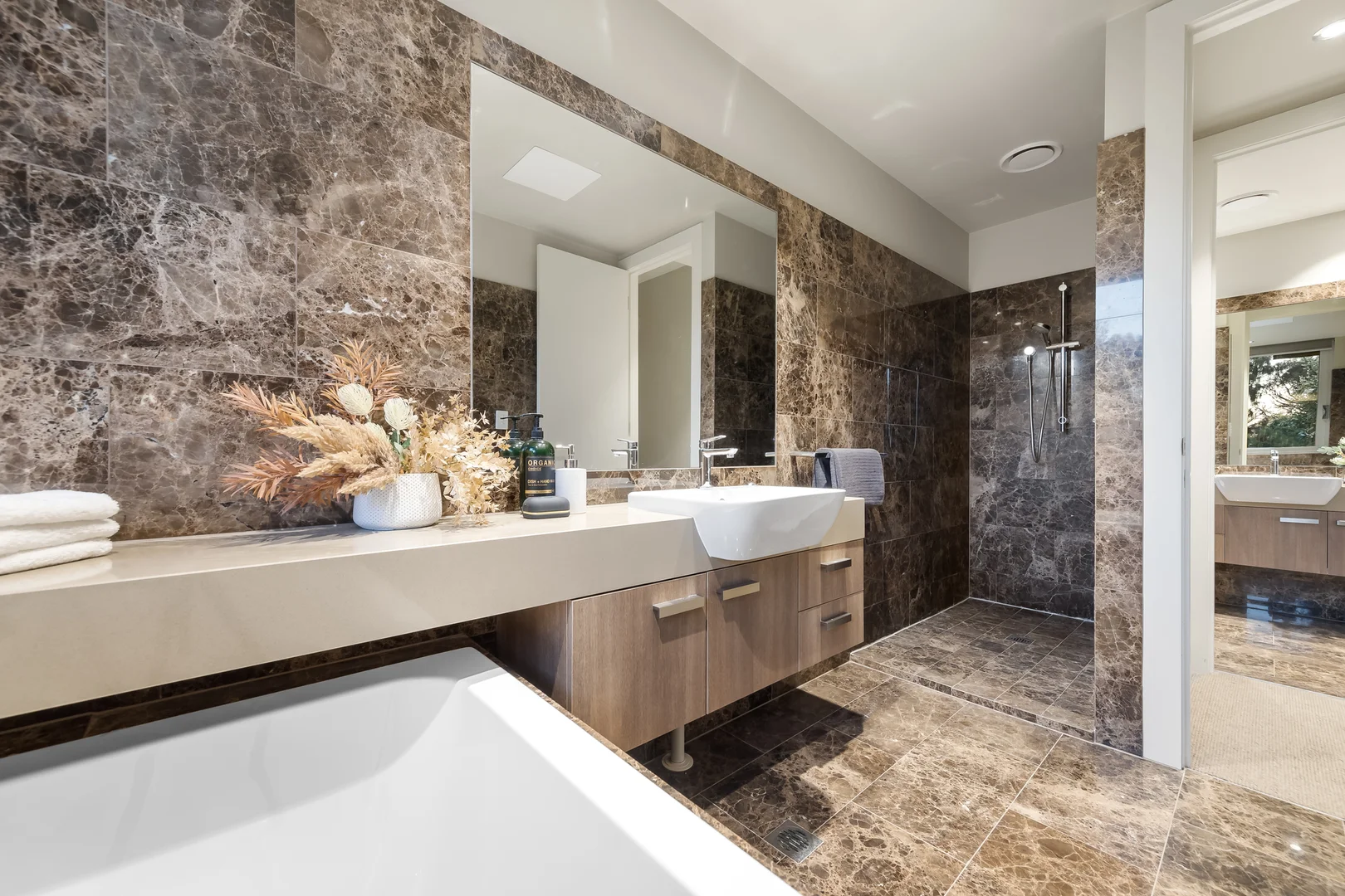 Additional image 14 of 1/243 Beach Road, Black Rock VIC 3193