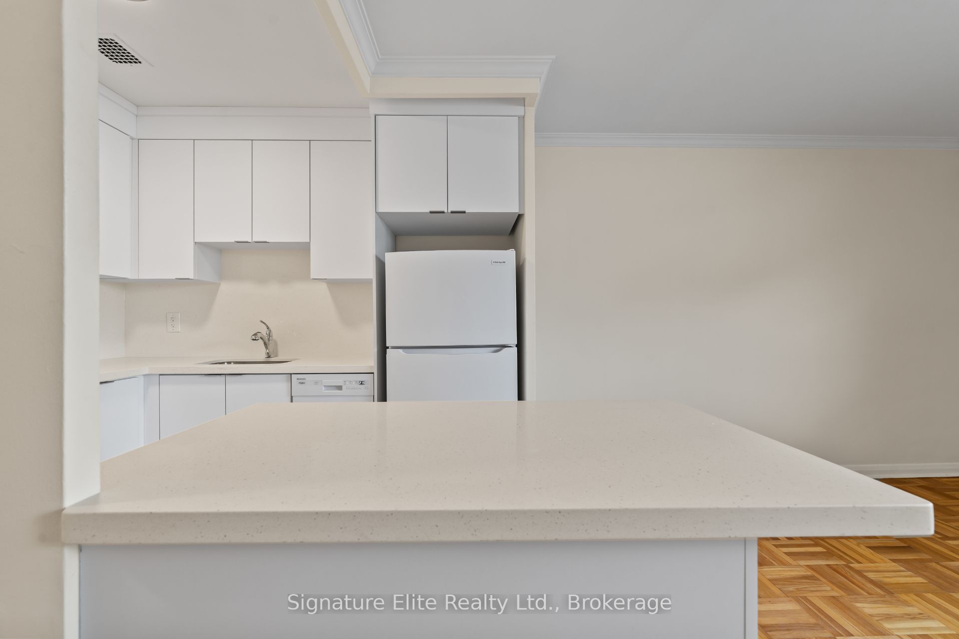 Additional image 4 of 301-165 Balliol Street, Toronto, ON, M4S 1C2