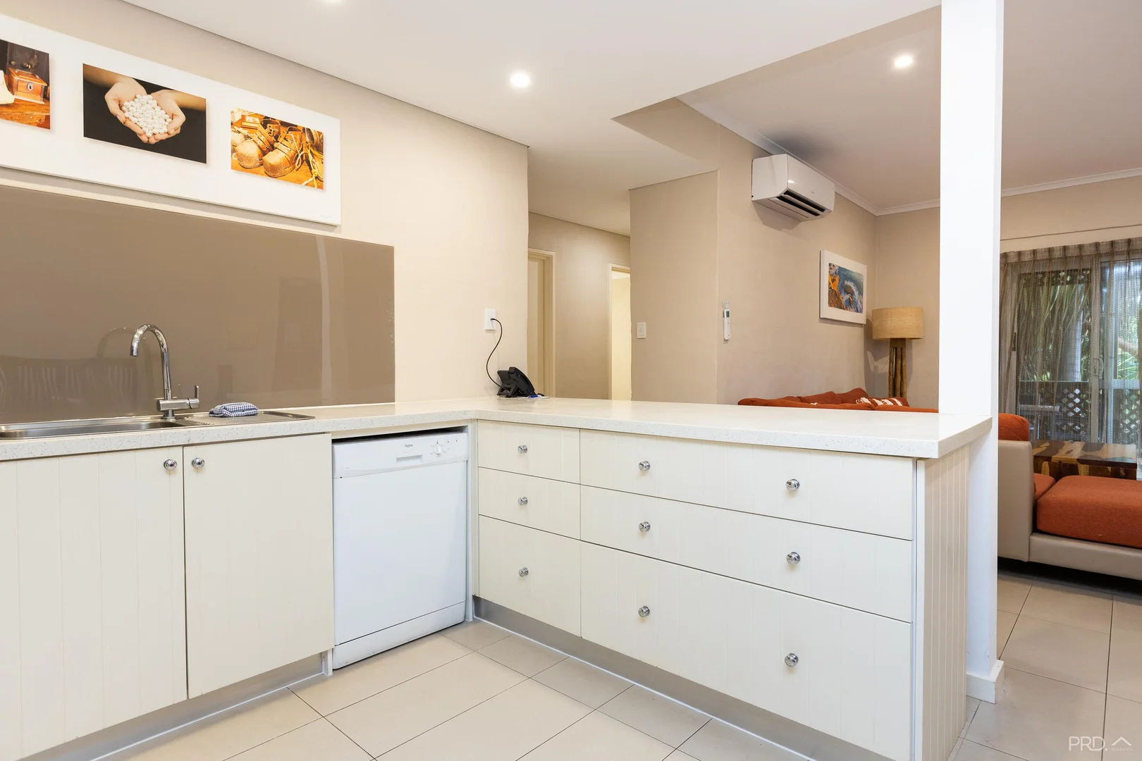 24/6 Challenor Drive, Cable Beach WA 6726 photo 4