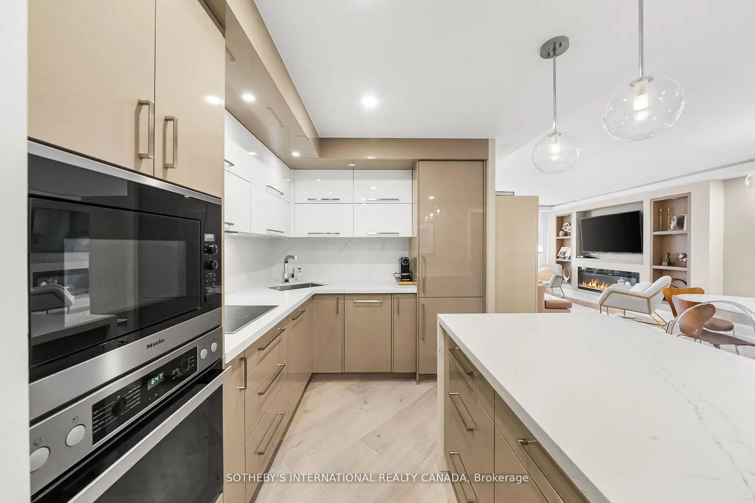 Additional image 8 of 235 St Clair Avenue 301