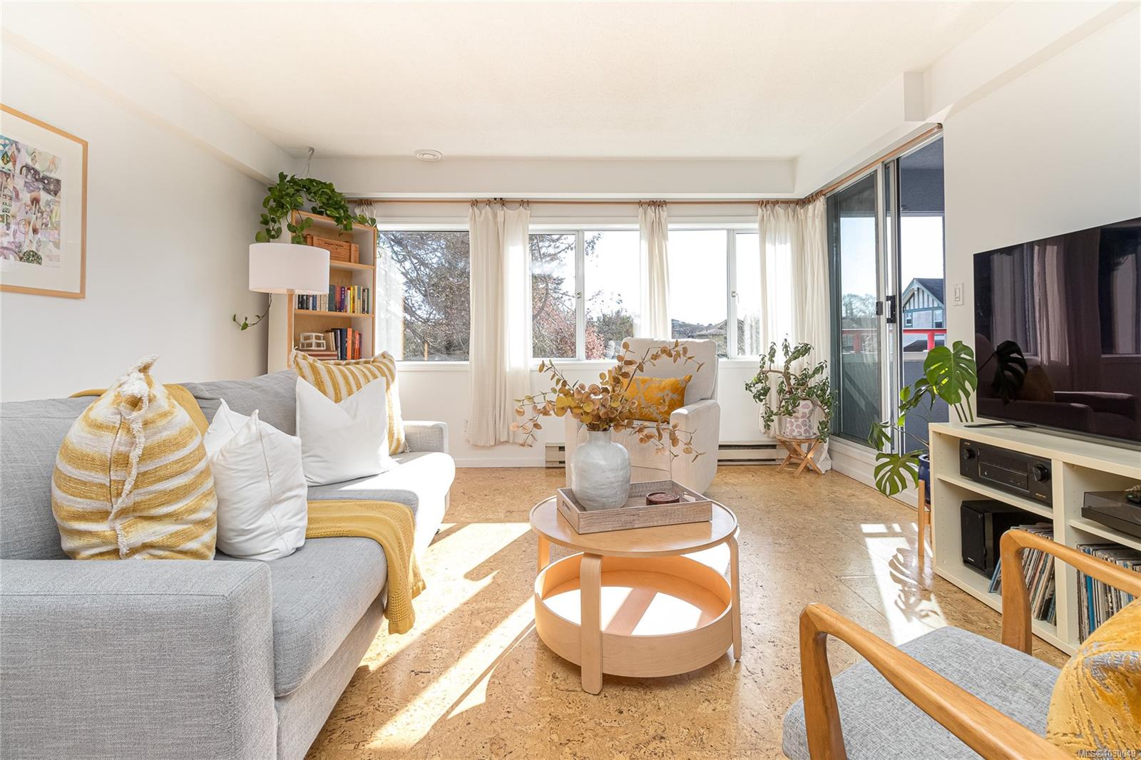 5-313 Cook Street, Victoria, BC, V8V 3X5