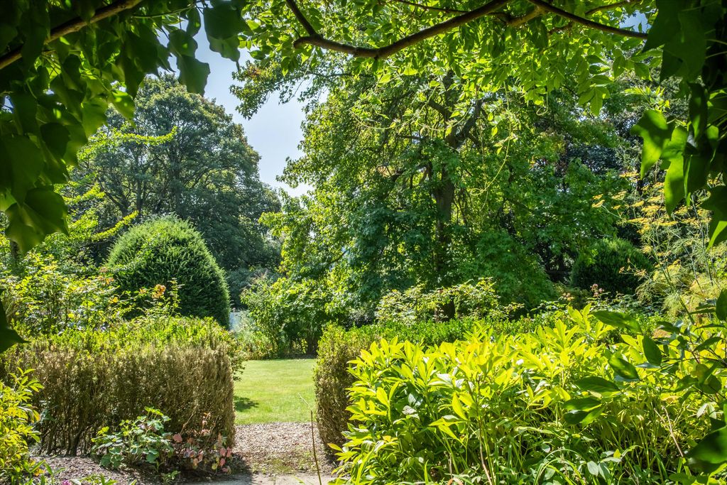 Additional image 19 of 11 bed detached house for saleHungershall Park, Tunbridge Wells, Kent TN4
