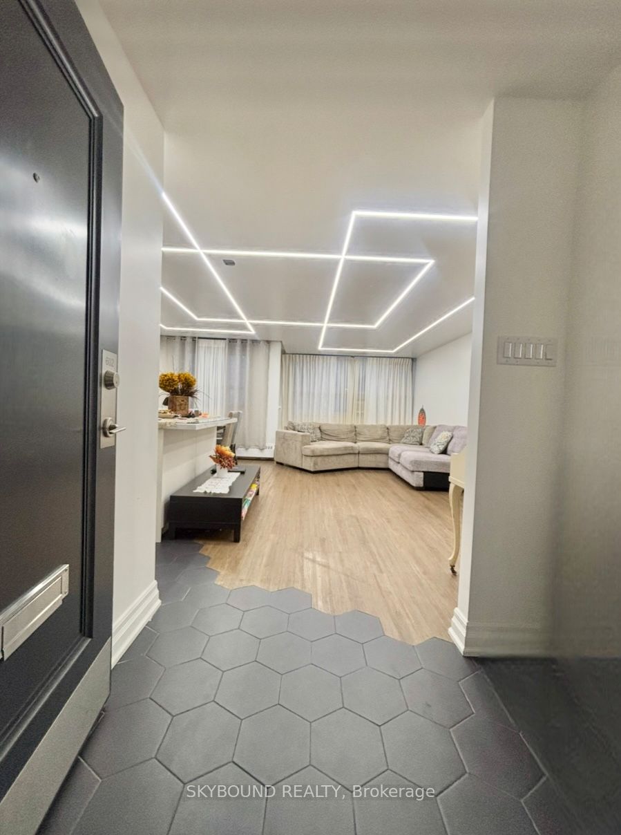 602-451 The West Mall N/a, Toronto, ON, M9C 1G1