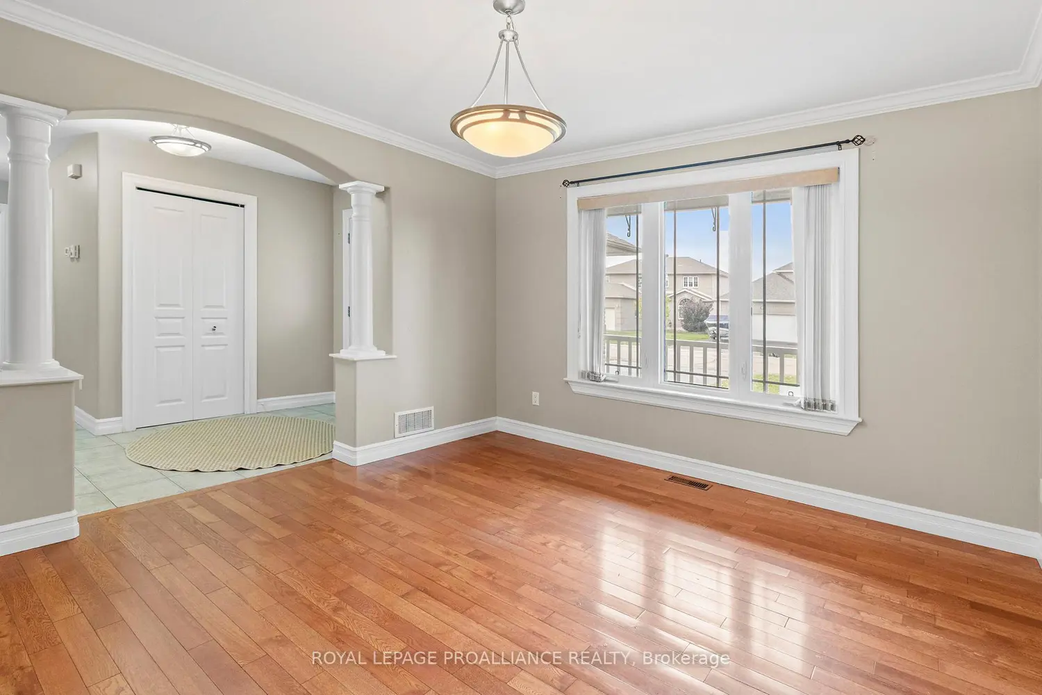 Additional image 3 of 1009 Crestwood Drive