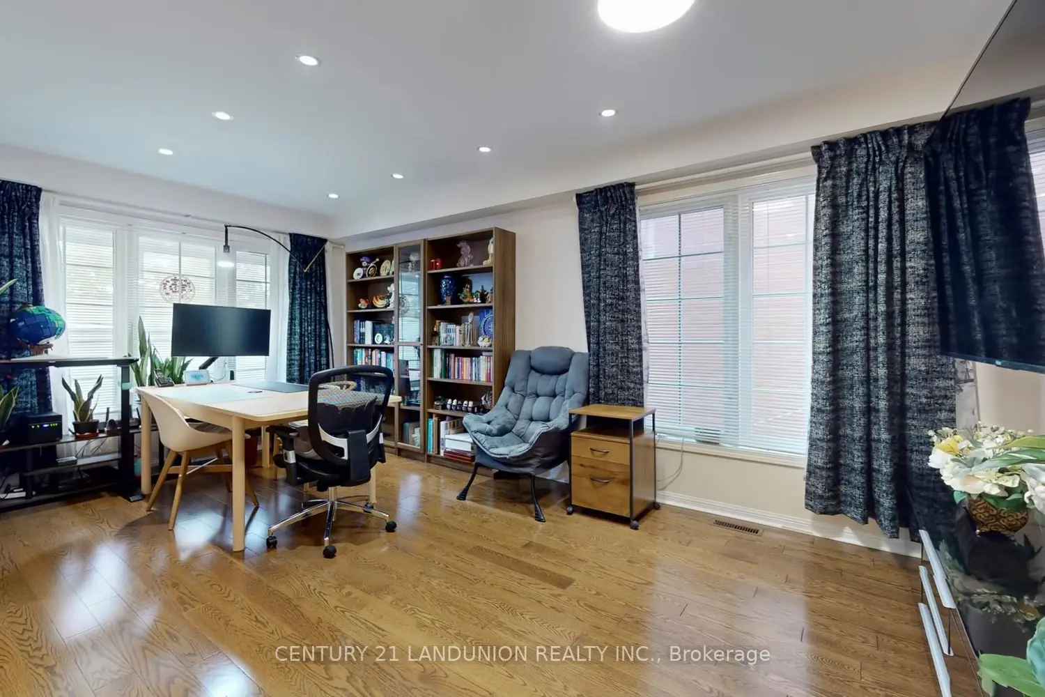 Additional image 5 of 10 Majestic Drive