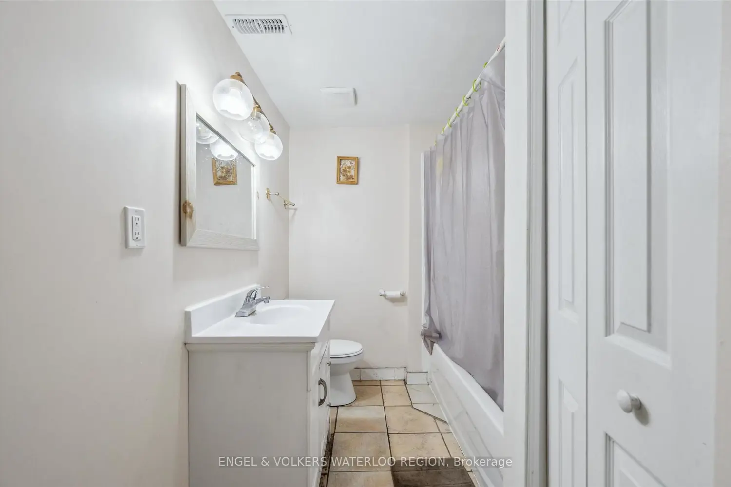 Additional image 13 of 155 University Avenue