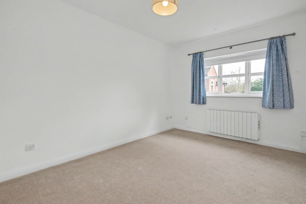 Additional image 3 of 1 bed terraced bungalow for saleOrchard Close, Thame OX9