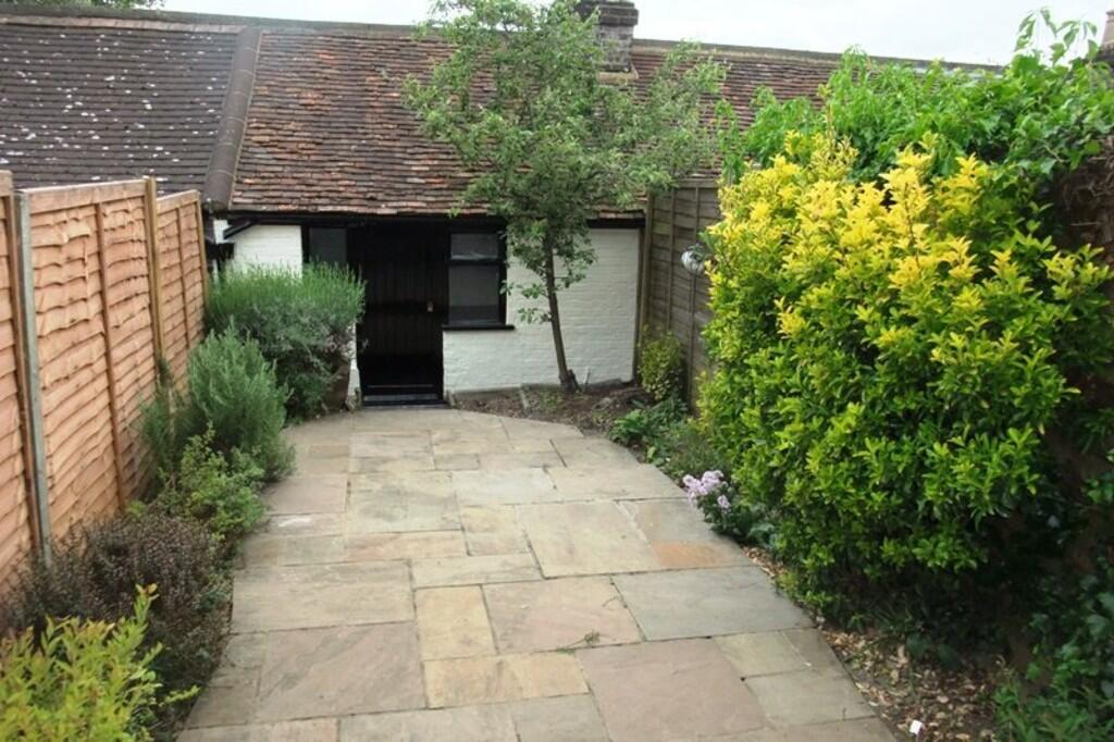 Additional image 4 of Lattimore Rd in Central St Albans