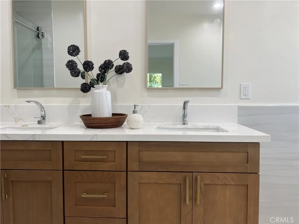 Additional image 39 of 4701 Don Miguel Dr, Los Angeles, CA 90008