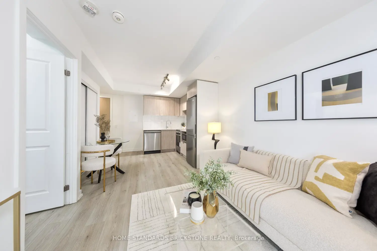 Additional image 5 of 395 Bloor Street 1604