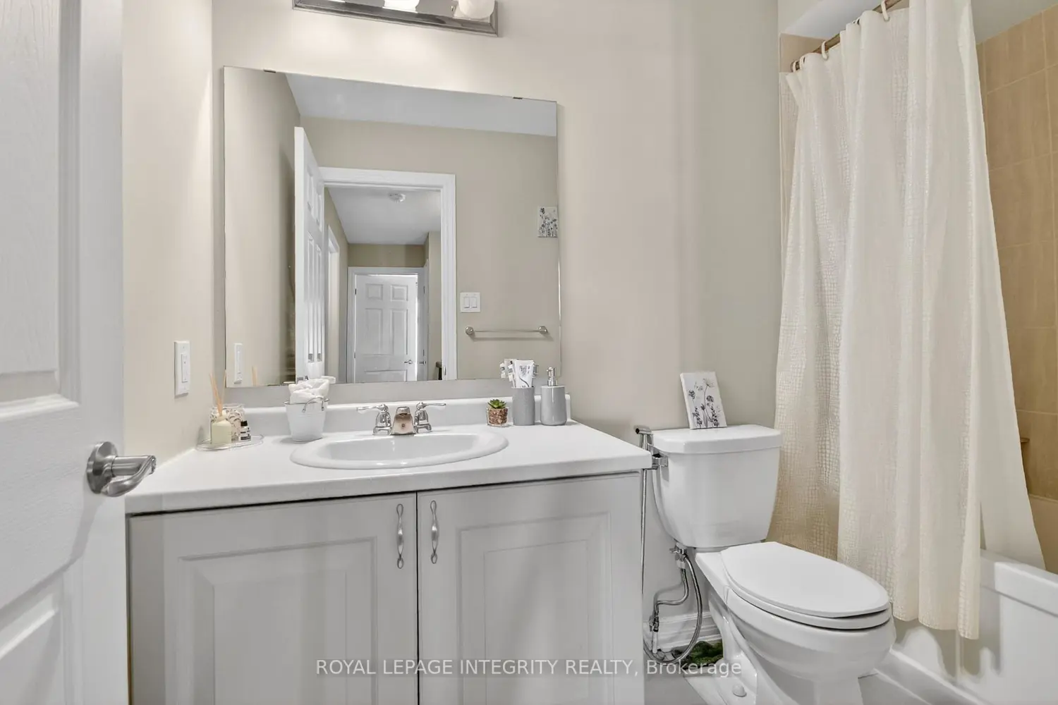 Additional image 16 of 64 Feathertop Lane