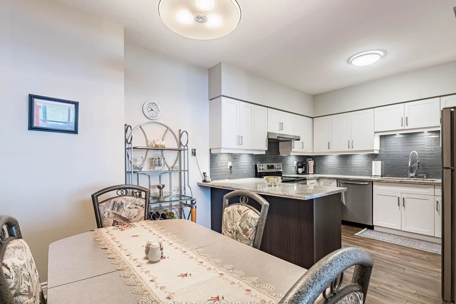 Additional image 8 of 2199 Sixth Line 408