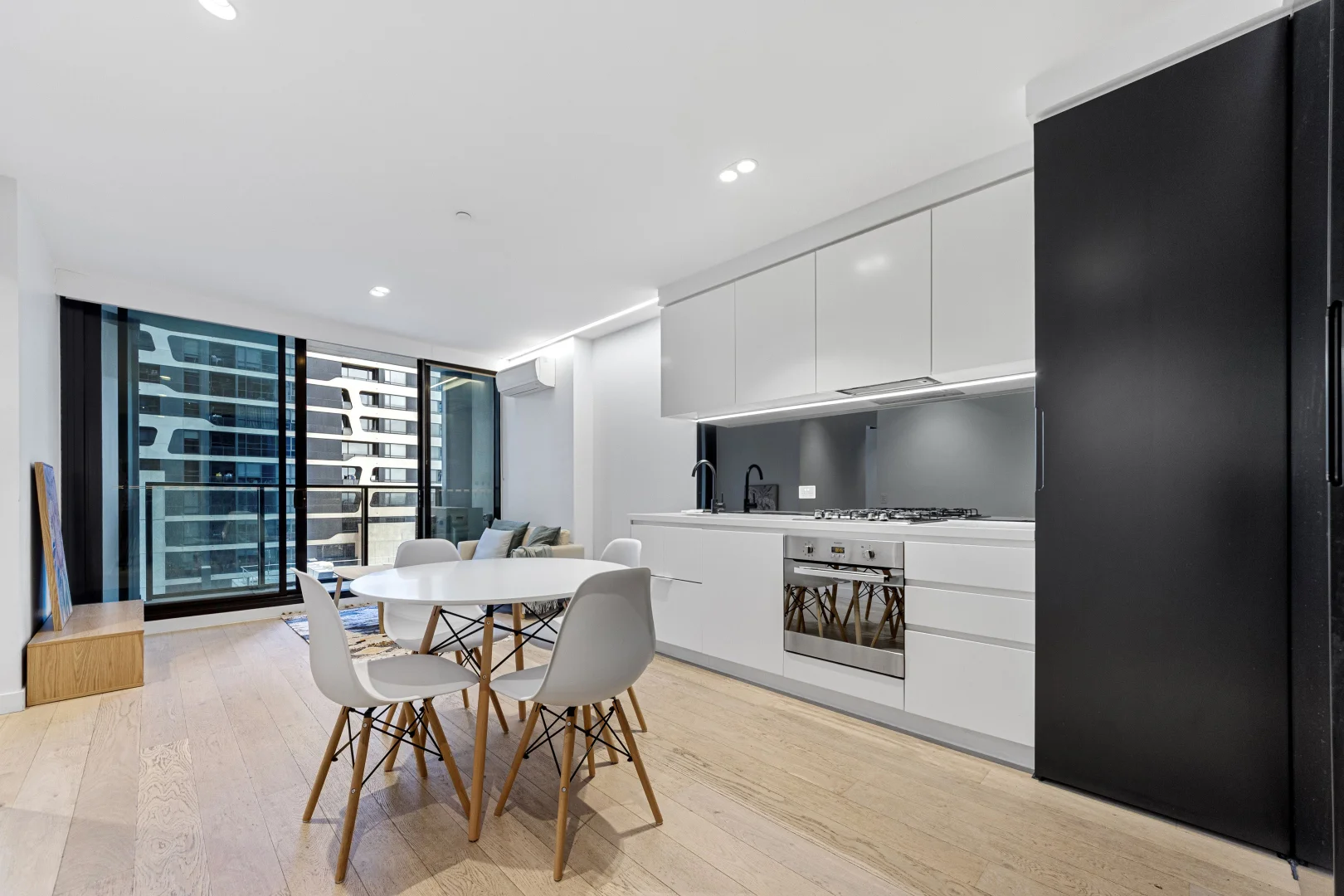 Additional image 2 of 1404/442 Elizabeth Street, Melbourne VIC 3000