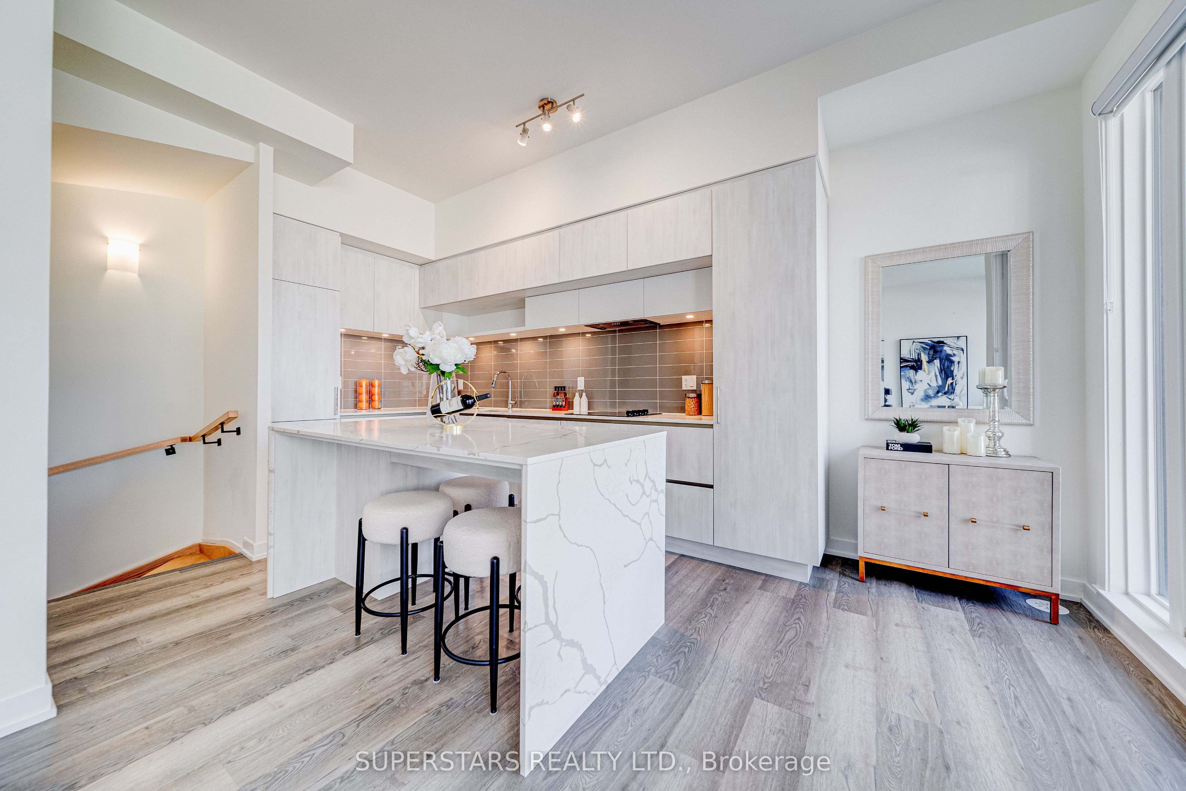 Additional image 6 of 705-5 Steckley House Lane, Richmond Hill, ON, L4S 0N2