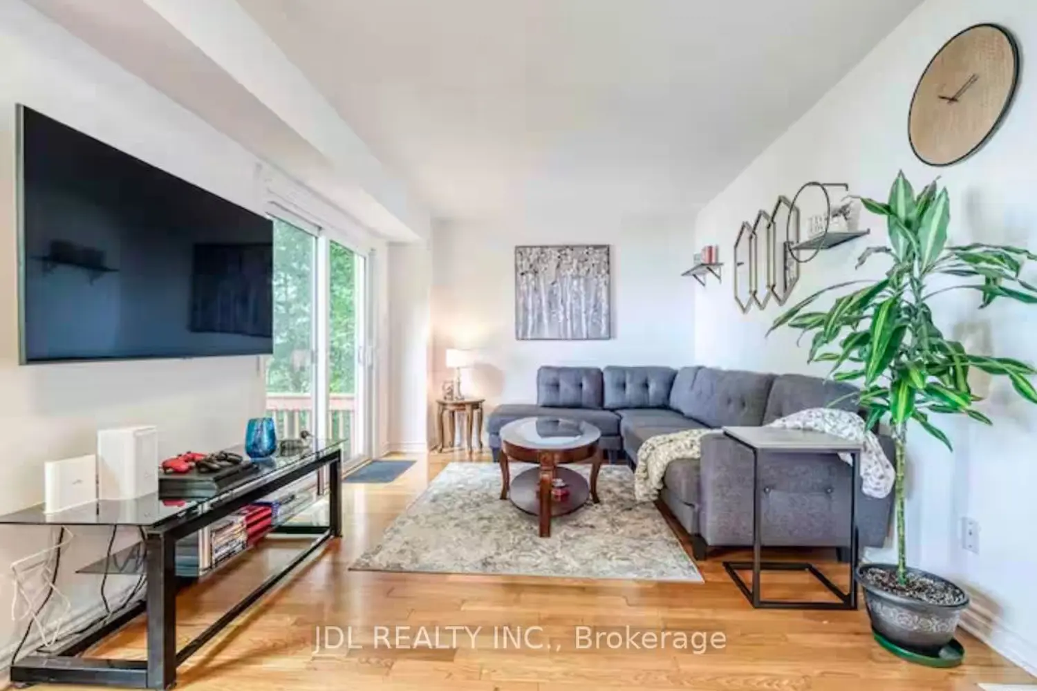 Additional image 6 of 200 Bayview Avenue