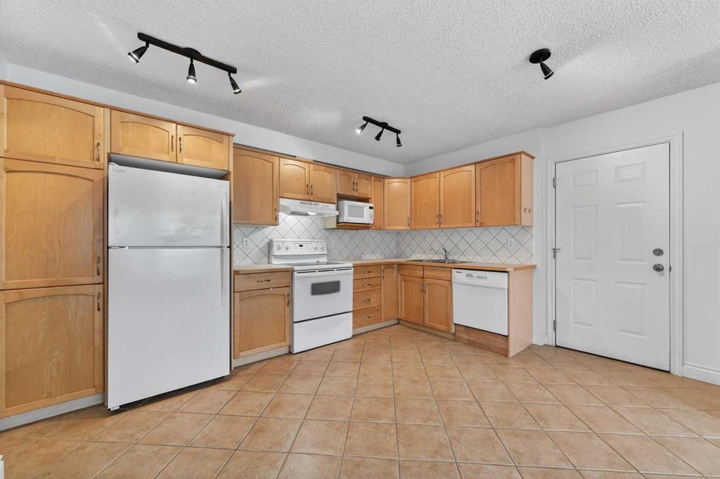 Additional image 3 of 10-1815 26 Avenue SW, Calgary, AB, T2T 1E2