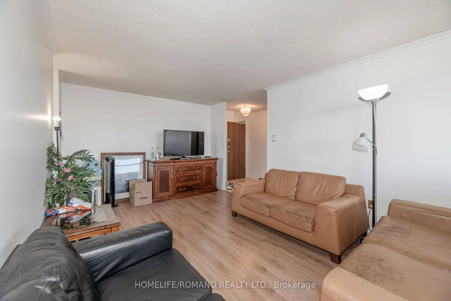 Additional image 10 of 100 Antibes Drive 702
