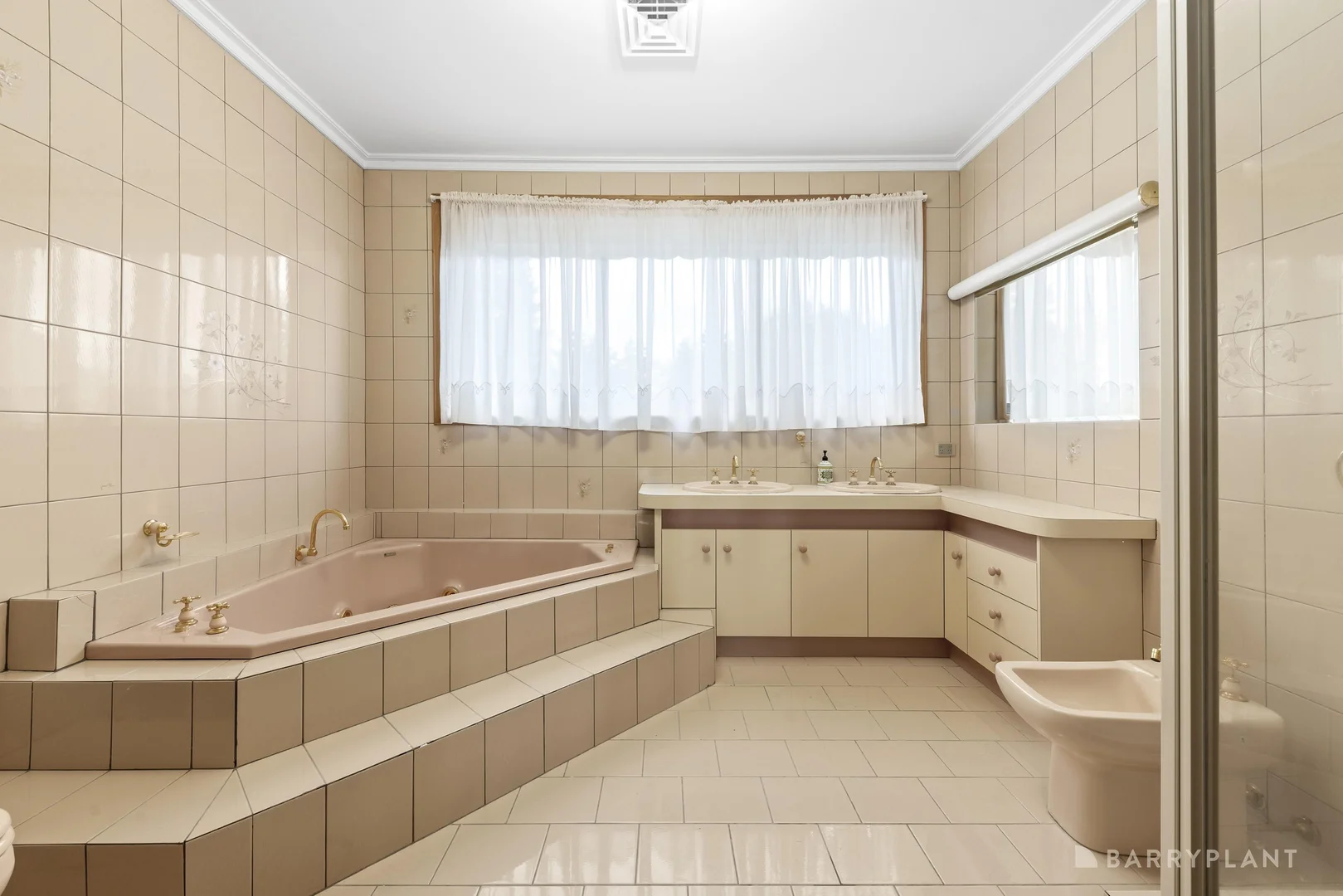 Additional image 16 of 17 White Lodge Court, Donvale VIC 3111