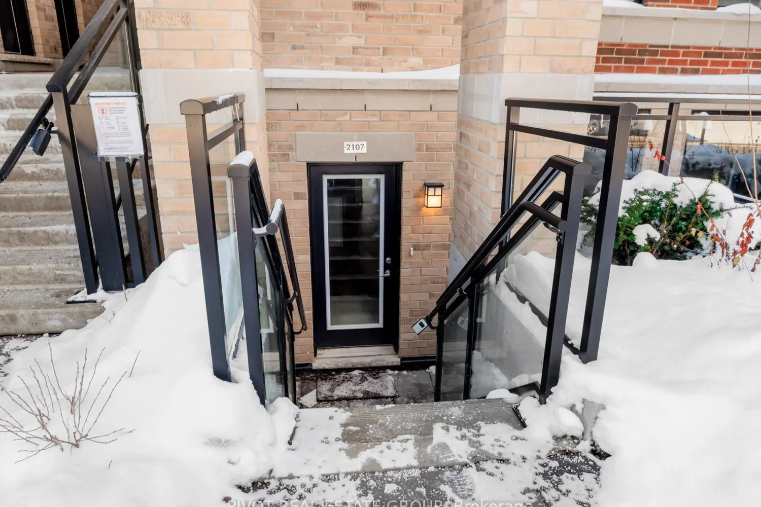 60 Elizabeth Street 2107 photo 2