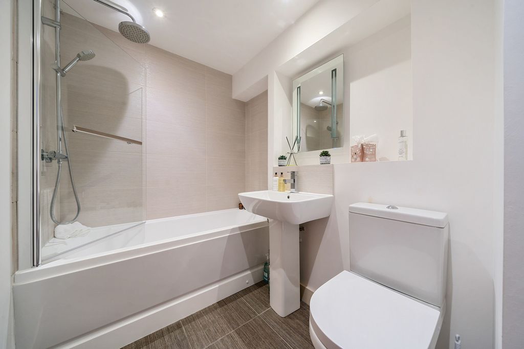 Additional image 11 of 3 bed flat for saleGreyfriars Avenue, Hereford HR4