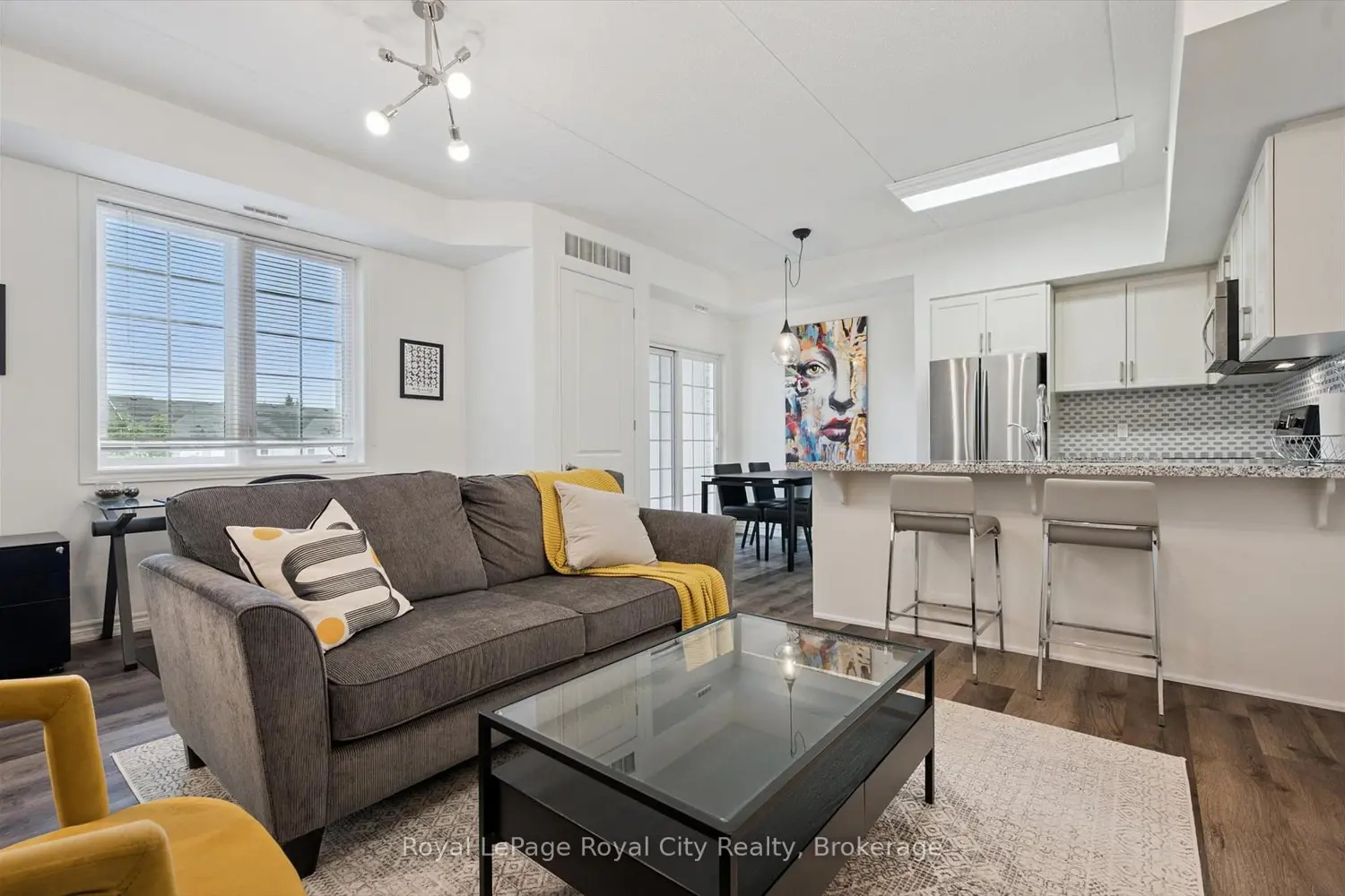 Additional image 7 of 1077 Gordon Street 228