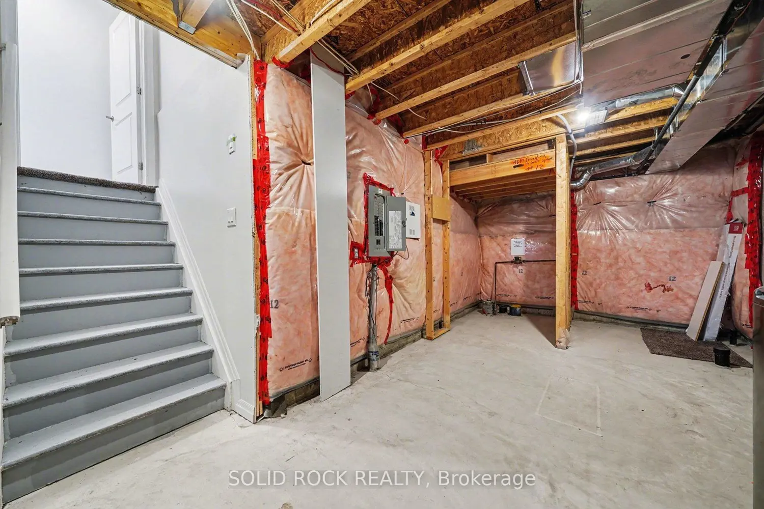 Additional image 18 of 407 White Arctic Avenue