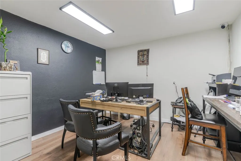 Additional image 15 of 7516 San Fernando Road, Sun Valley, CA 91352