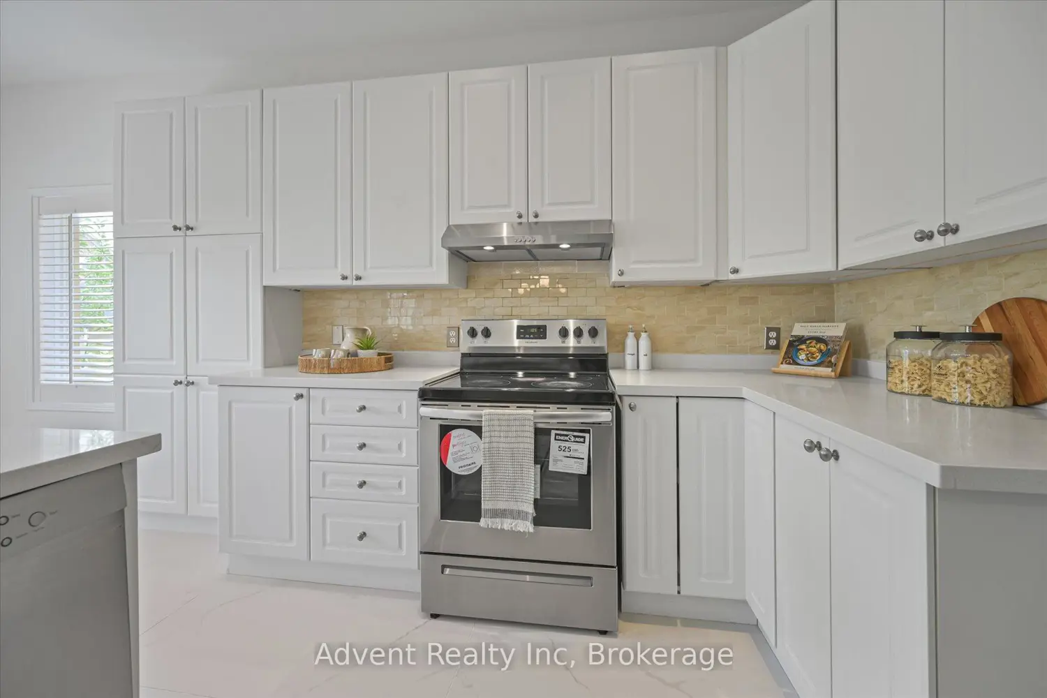 Additional image 6 of 5 Angus Glen Boulevard