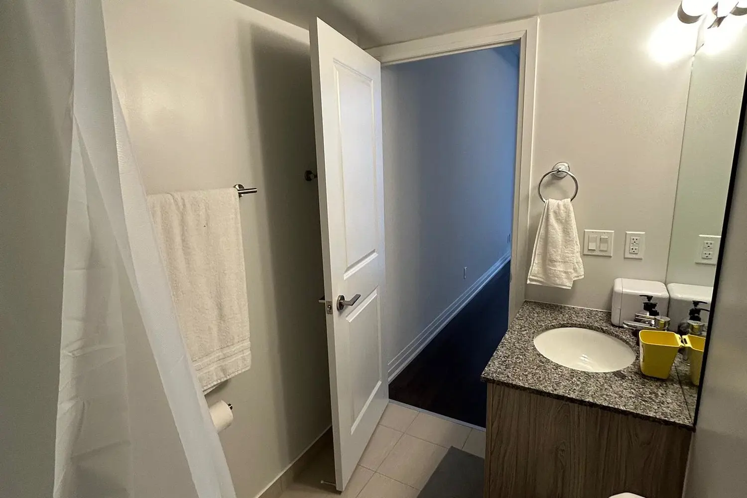 Additional image 8 of 20 Meadowglen Place 822