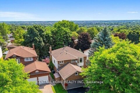 Additional image 8 of 30 Moffat Crescent, Aurora, ON, L4G 4Z8