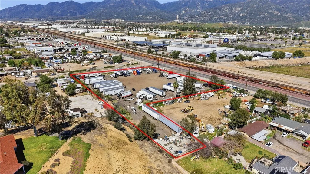 Additional image 19 of 2035 W 1st Ave, San Bernardino, CA 92407