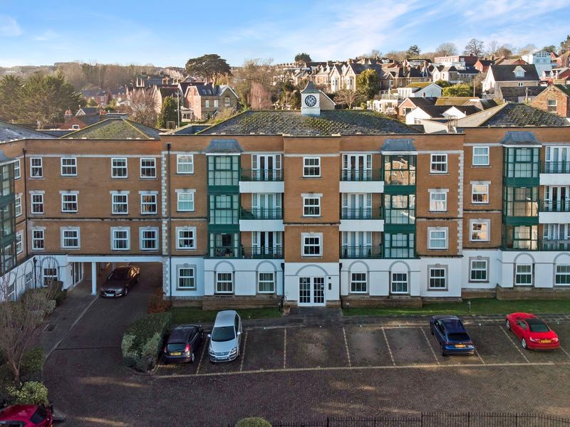 3 bed flat for saleMedina Gardens, Cowes PO31
