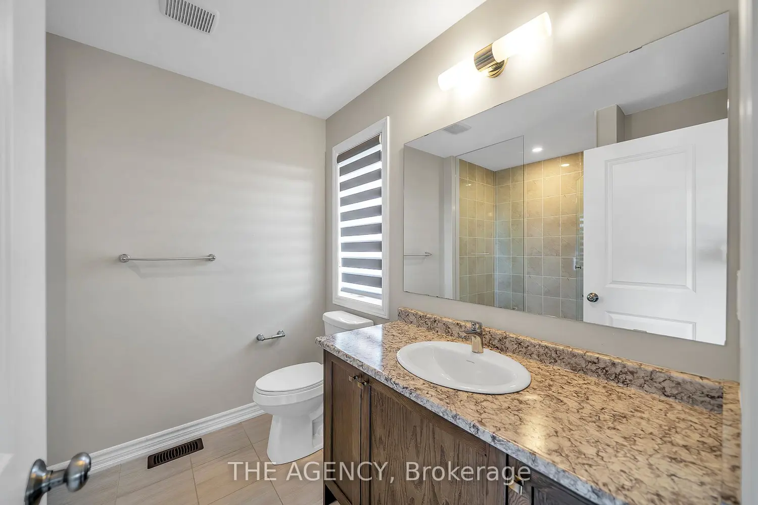 Additional image 12 of 56 Douet Lane