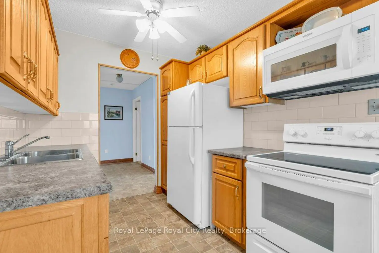 Additional image 4 of 19 Woodlawn Road 614