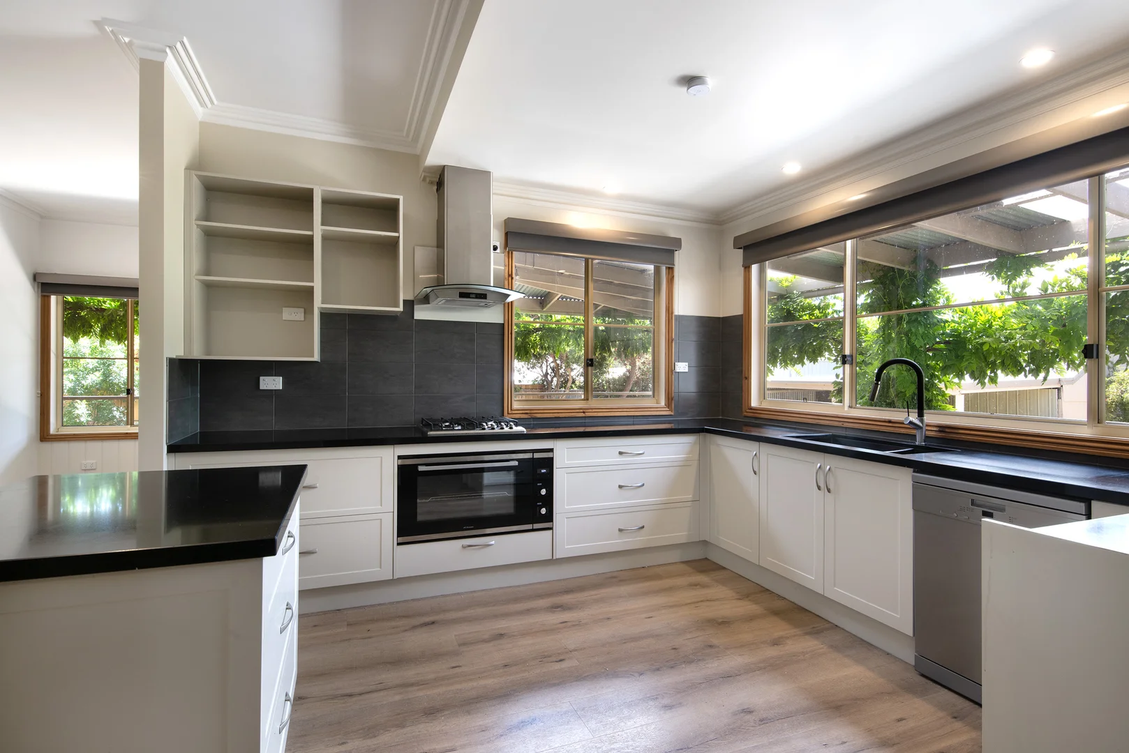 Additional image 6 of 104A High Street, Maldon VIC 3463