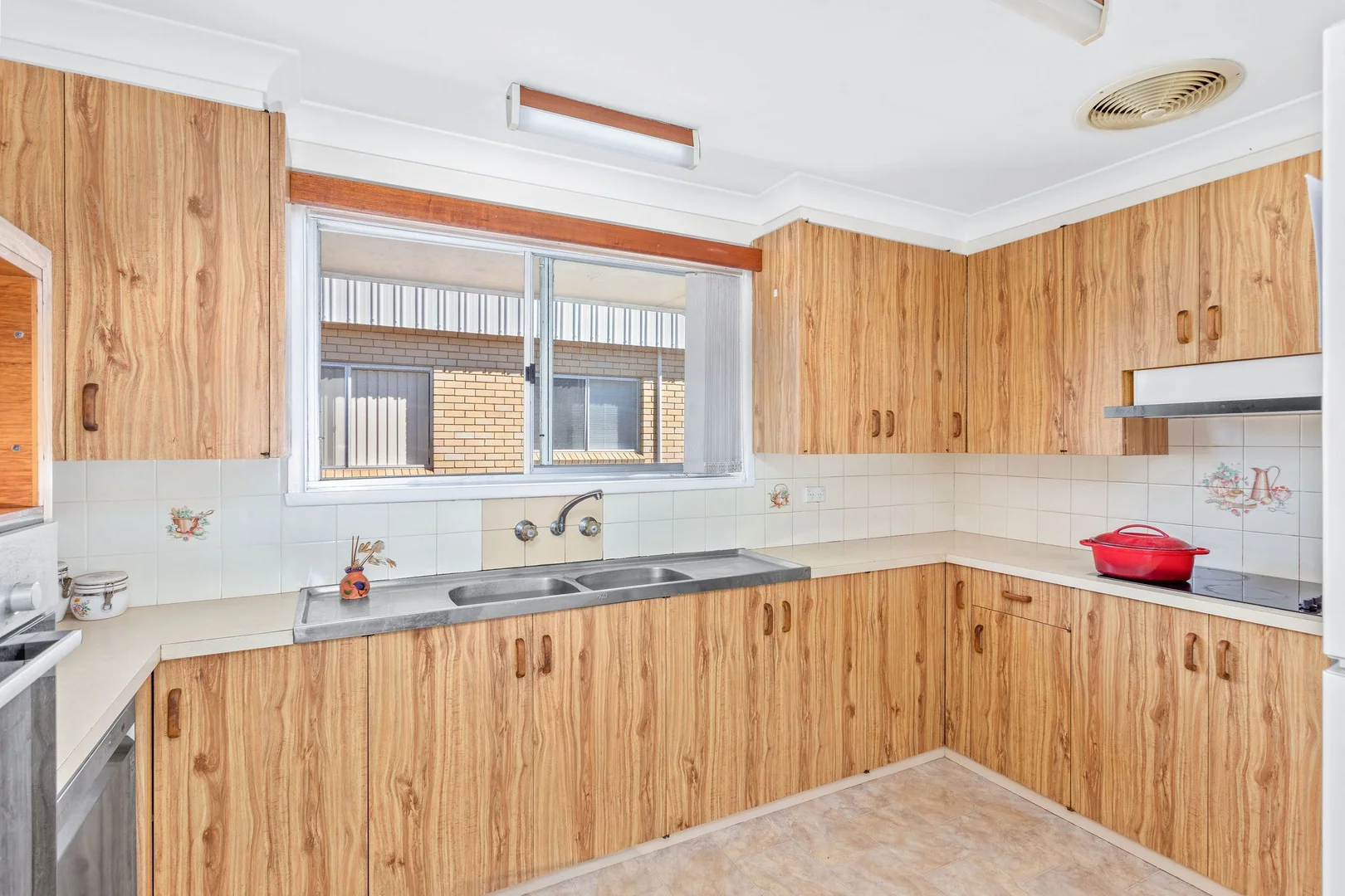 Additional image 10 of 37 Point Road, Tuncurry NSW 2428