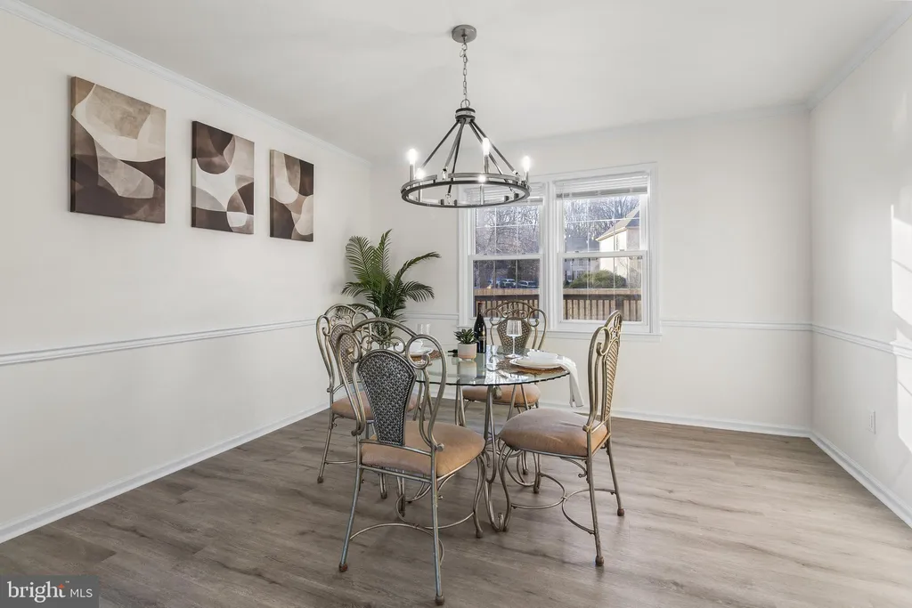 Additional image 8 of 210 W Silver Fox Road, Newark, DE 19702