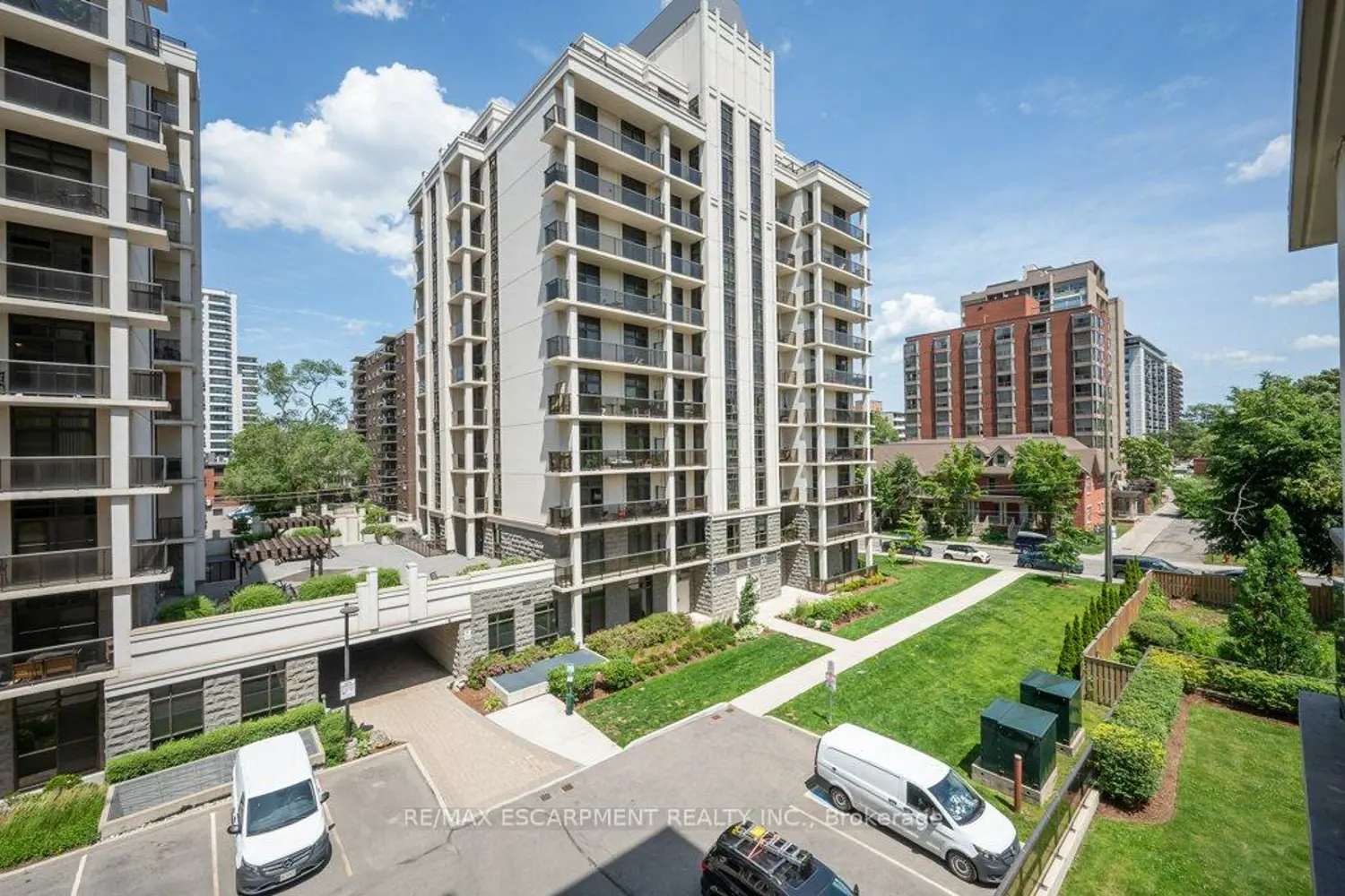 Additional image 19 of 90 Charlton Avenue 302