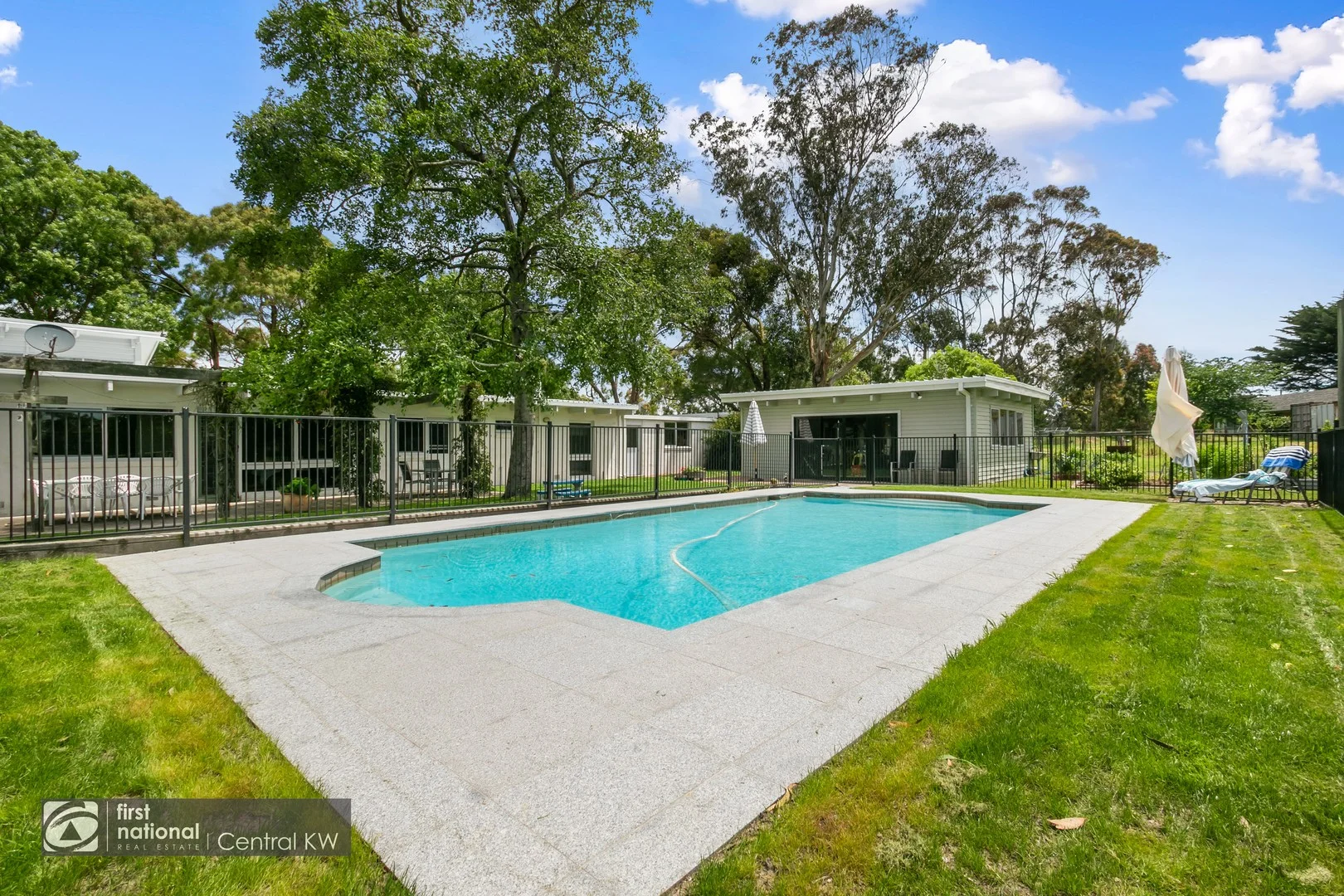 53 O'Haras Road, Yinnar VIC 3869