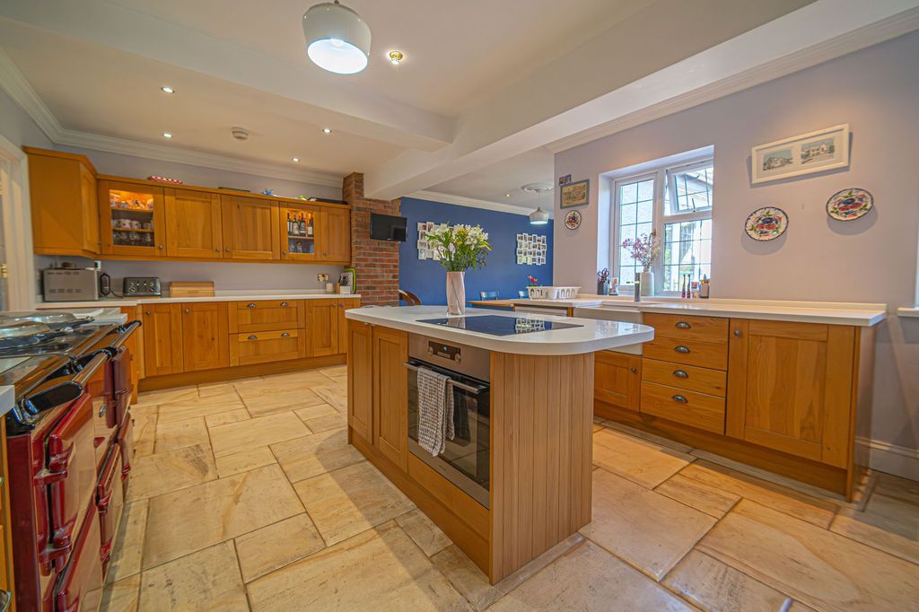 Additional image 9 of 4 bed detached house for saleRisca Road, Newport NP20