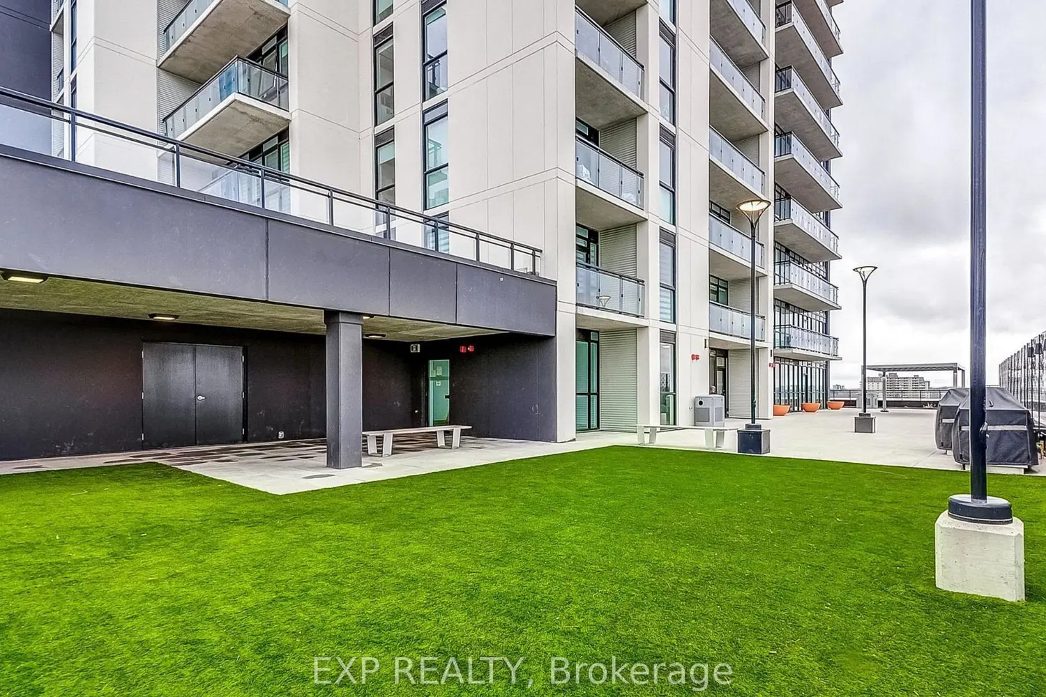 Additional image 18 of 60 Charles Street 1108B