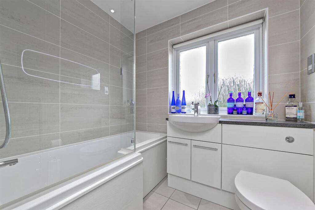 Additional image 15 of Woodstock Road North, St. Albans