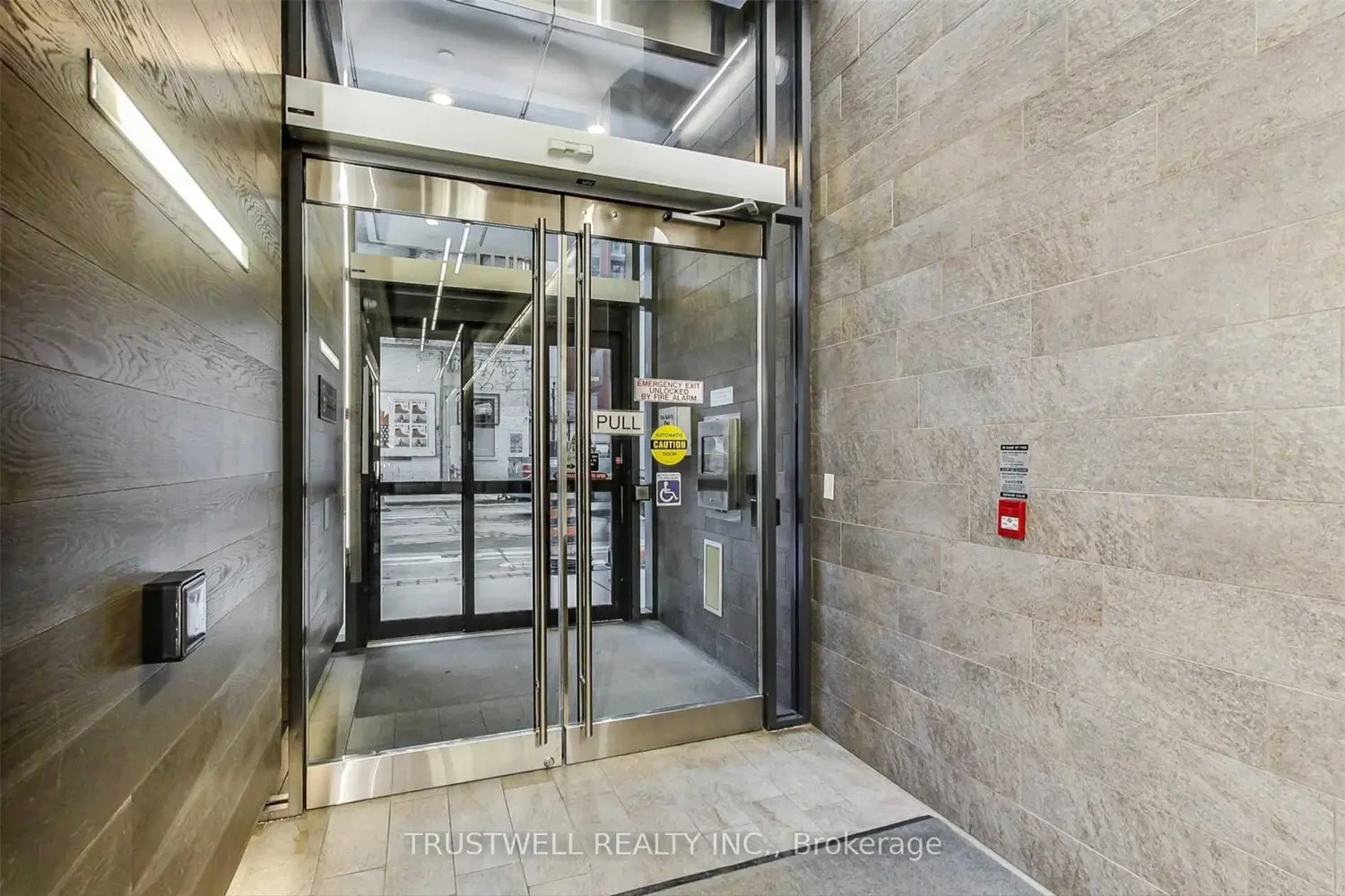 Additional image 20 of 101 Peter Street 1601