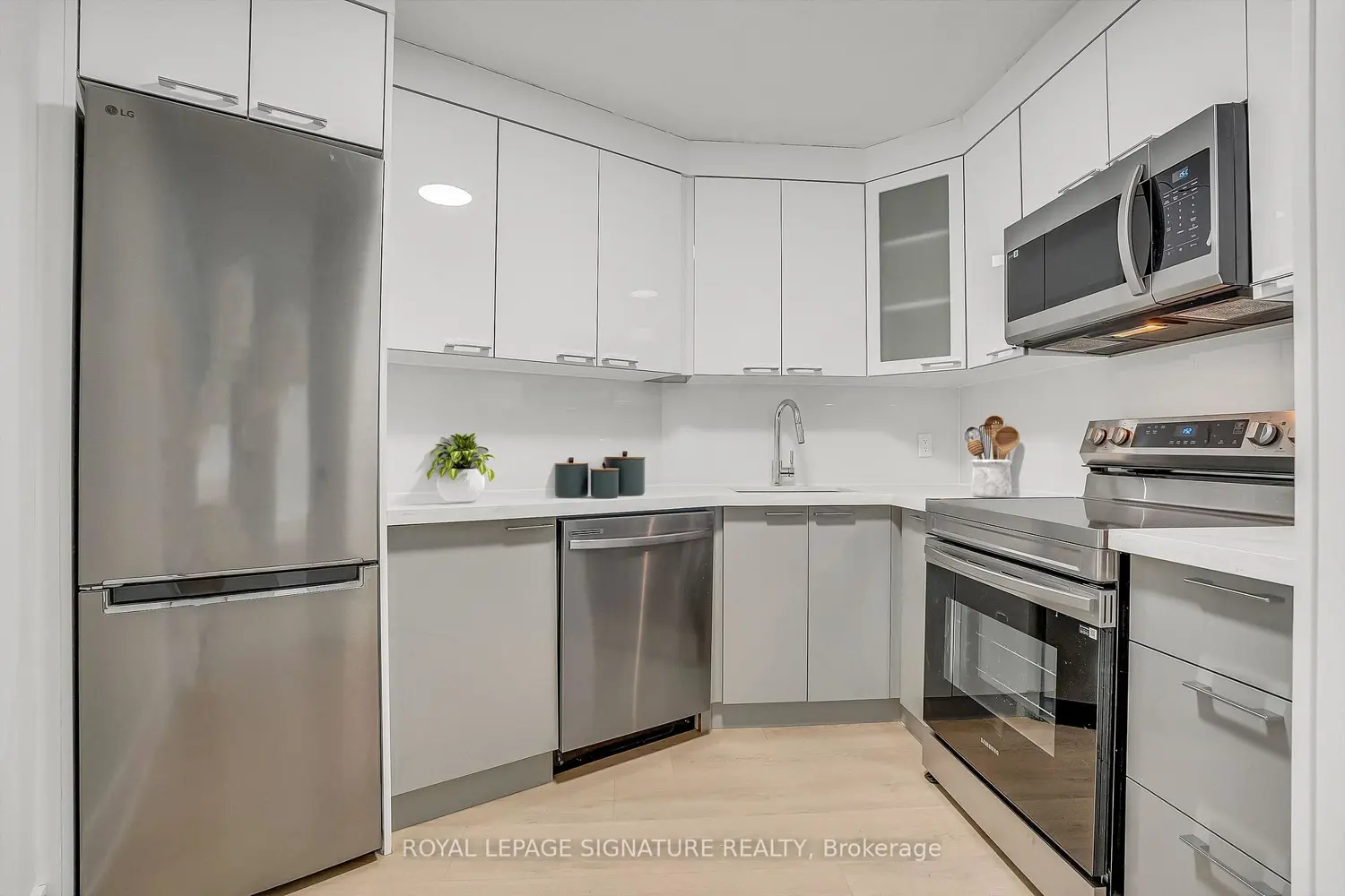 Additional image 7 of 270 Queens Quay 2507