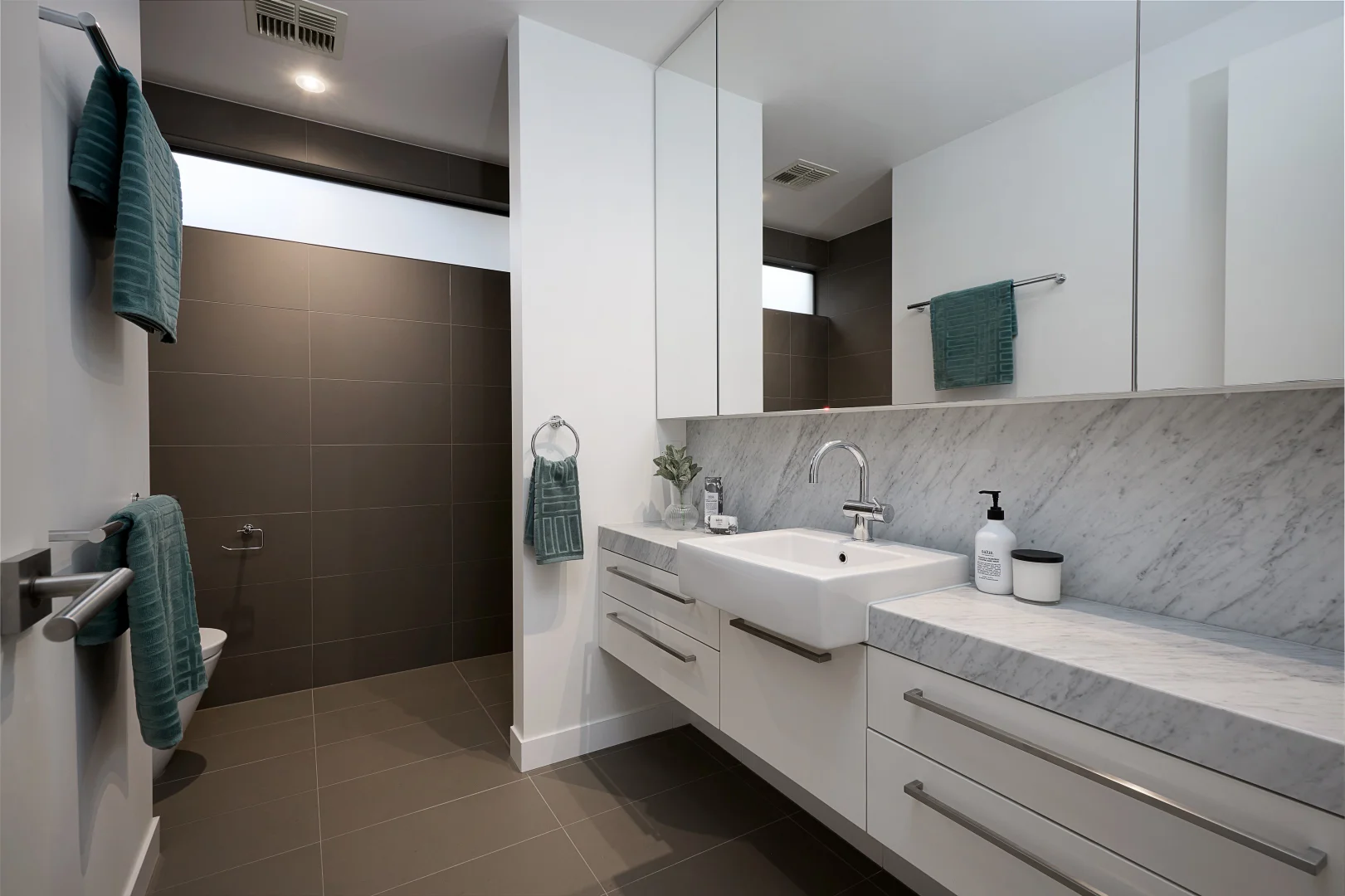 Additional image 19 of 2/7 Kara Grove, Aspendale VIC 3195