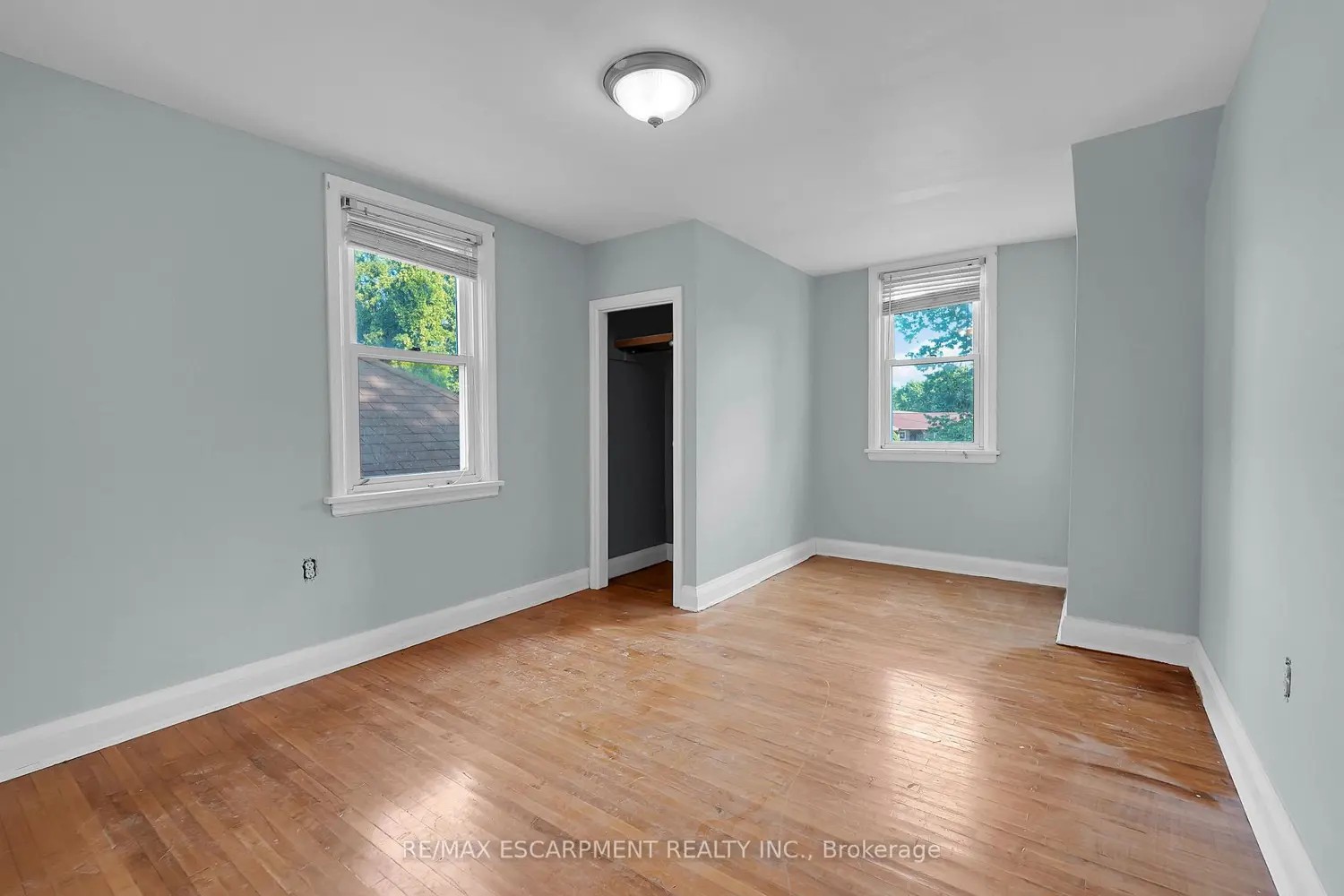 Additional image 11 of 9 Arlington Avenue