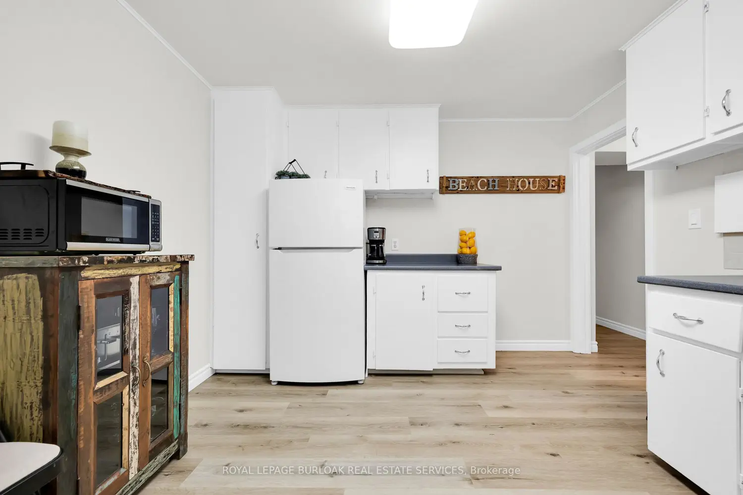 Additional image 17 of 1347 Lakeshore Road 24