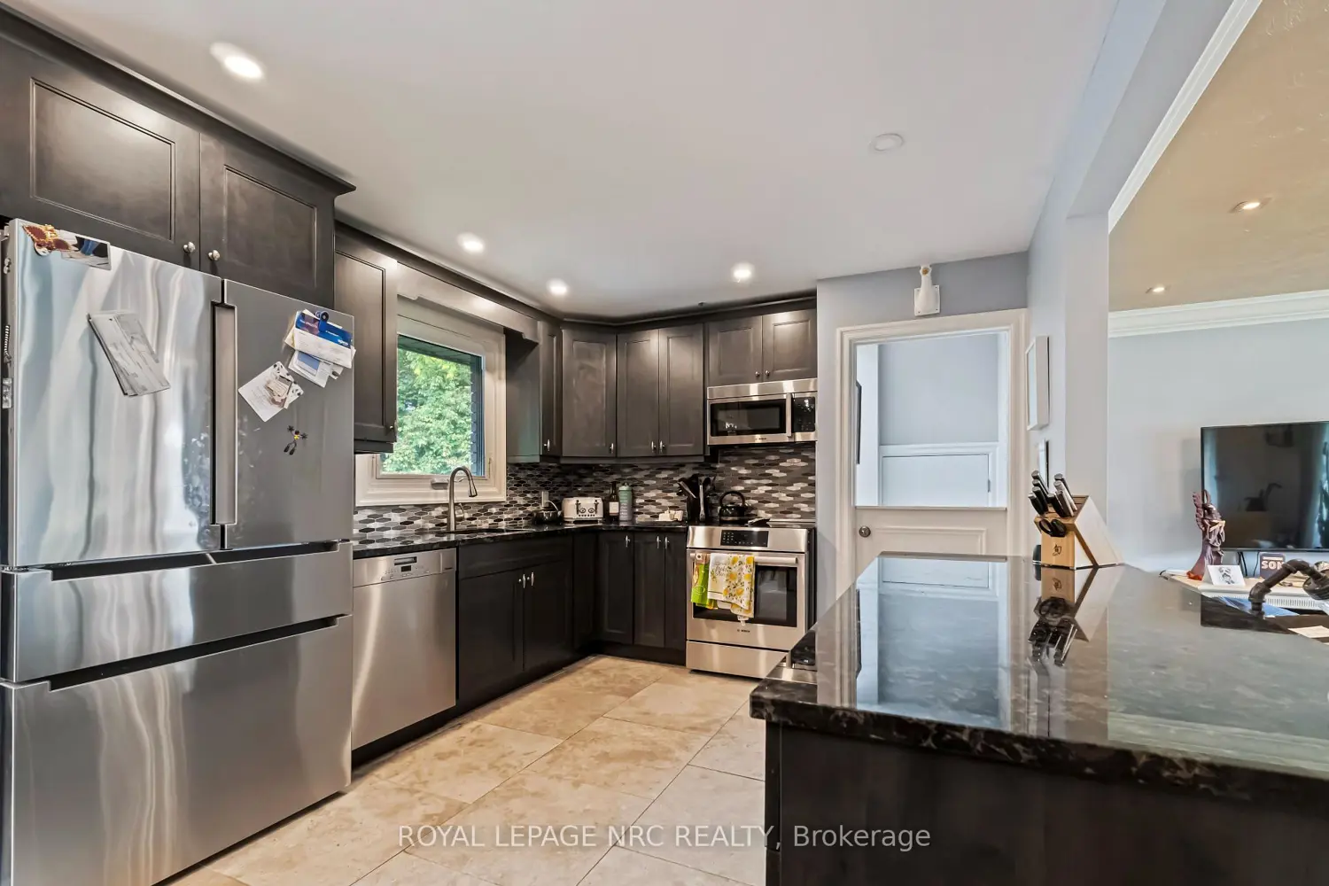 Additional image 7 of 9 Cartier Drive